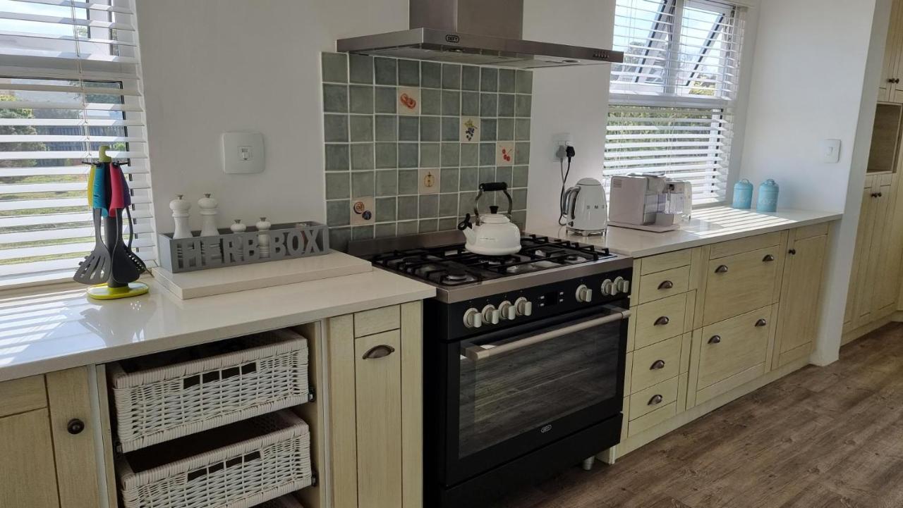 Beautiful Cottage Fantastic Beach Oyster Bay Bagian luar foto